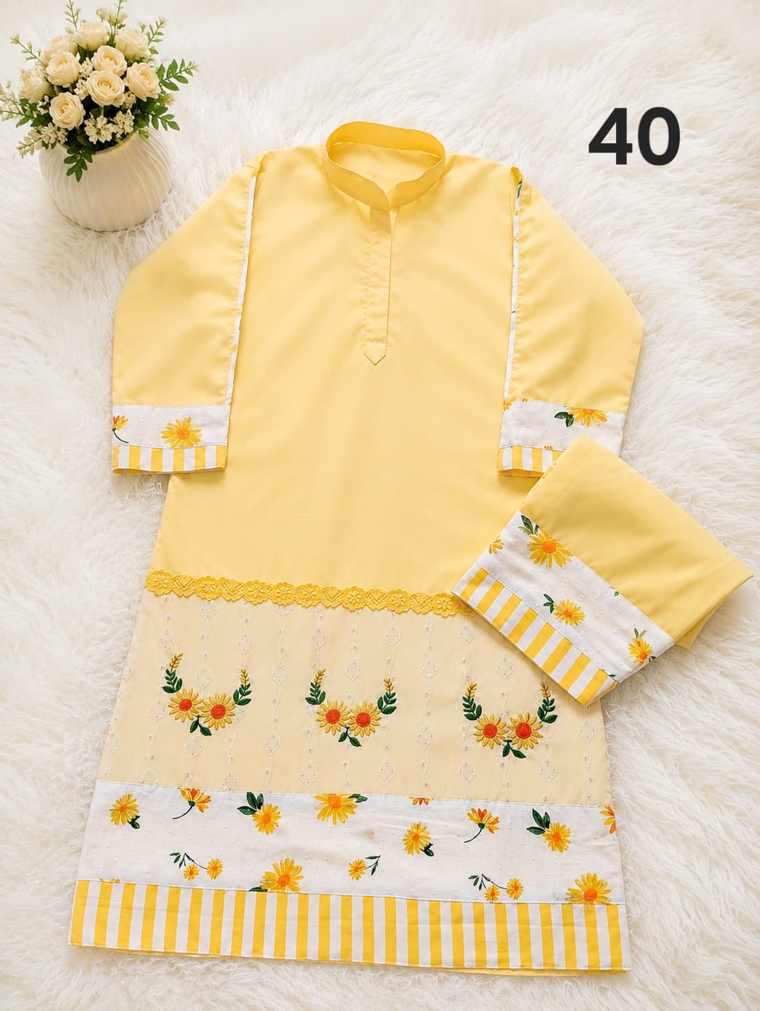 Size40 Yellow Refree Fabric 3 sunflower Embroidered Floral Bunch on organza Fabric Jhabla Izar Size40 Yellow Refree Fabric 3 sunflower Embroidered Floral Bunch on organza Fabric Jhabla Izar